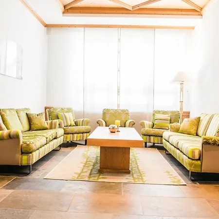 ホテル Posthotel - Berge, & Wir