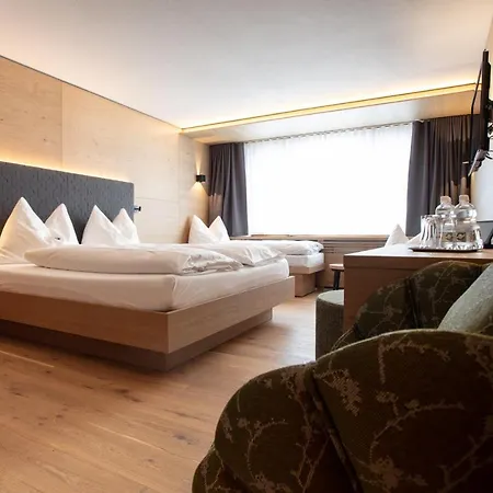 Posthotel - Berge, & Wir