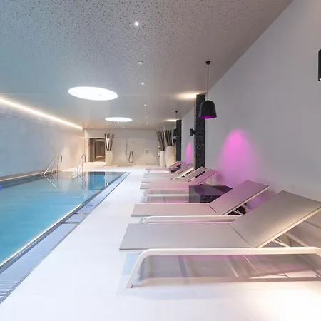 Posthotel - Berge, & Wir 3* ヴァルベラ