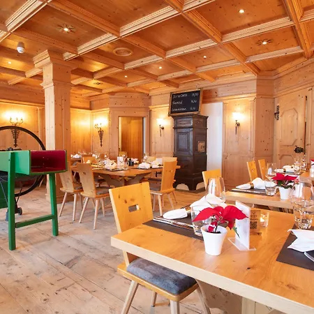 Posthotel - Berge, & Wir Hotel 3*