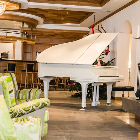 Posthotel - Berge, & Wir Hotel 3*