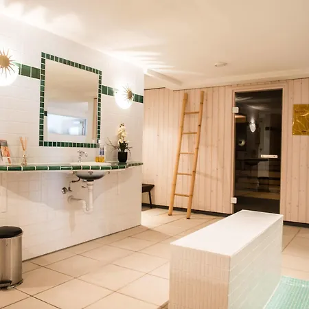 ホテル Posthotel - Berge, & Wir 3*