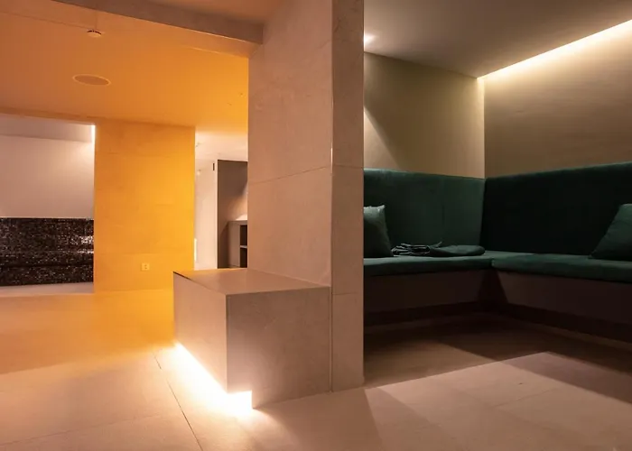 Posthotel - Berge, & Wir Otel Valbella