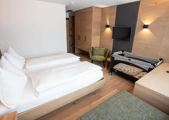 Posthotel - Berge, & Wir 3*