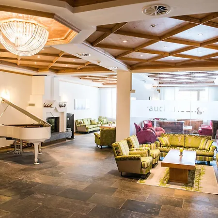 Posthotel - Berge, & Wir Otel Valbella