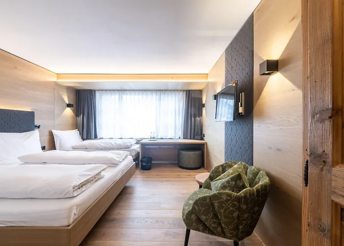 Hotell Posthotel - Berge, & Wir 3*